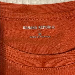 Banana Republic Shirts - Banana Republic T-shirt. Banana Republic Shirts - Banana Republic T-shirt.